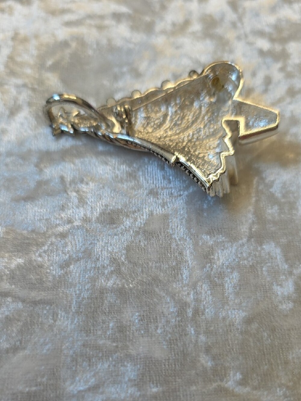 Silver Tone Christmas Tree Brooch/Pendent - Festive Holiday - Picture 4 of 5